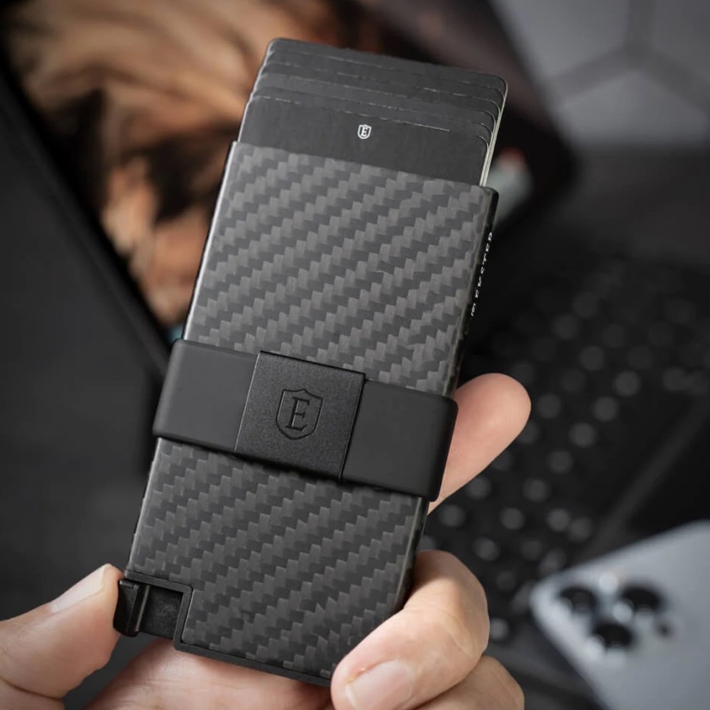 Ekster Carbon Fiber Card Holder